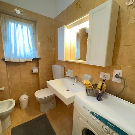 10' From The Beach, With Paid Swimming Pool Appartamento *